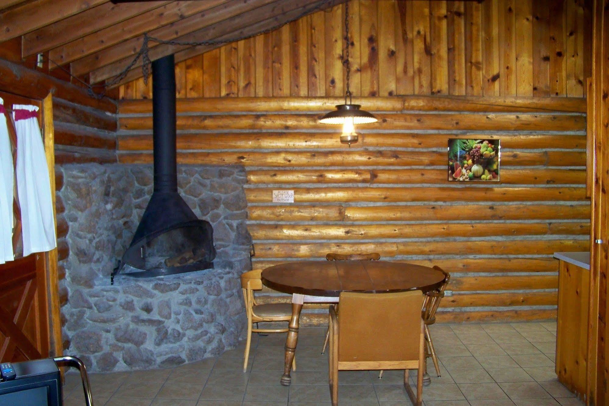 Lake Of The Woods Resort Lakeside Dış mekan fotoğraf